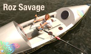 Roz Savage auf ihrem Ruderboot (Juni 2005)
